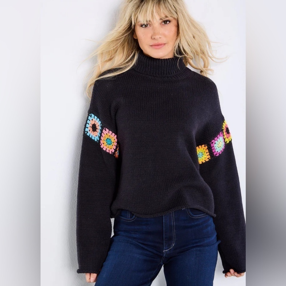 NWT💕 LISA TODD In the Loop Embroidery Sweater - SMALL